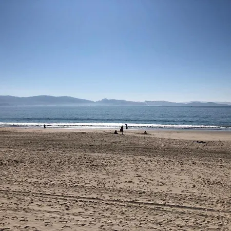 Desconectaengalicia Castelao, 50m Playa Silgar Lägenhet *